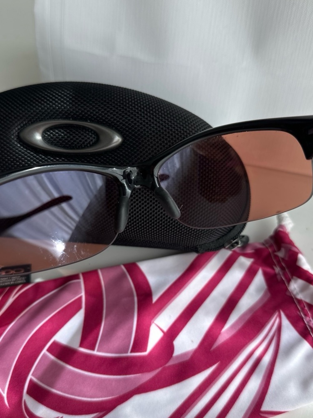 Oakley Black Frame Sunglasses with Pink and Blue Mirrored Lenses - Picture 2 of 12